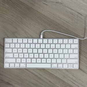 Apple White Wired Keyboard